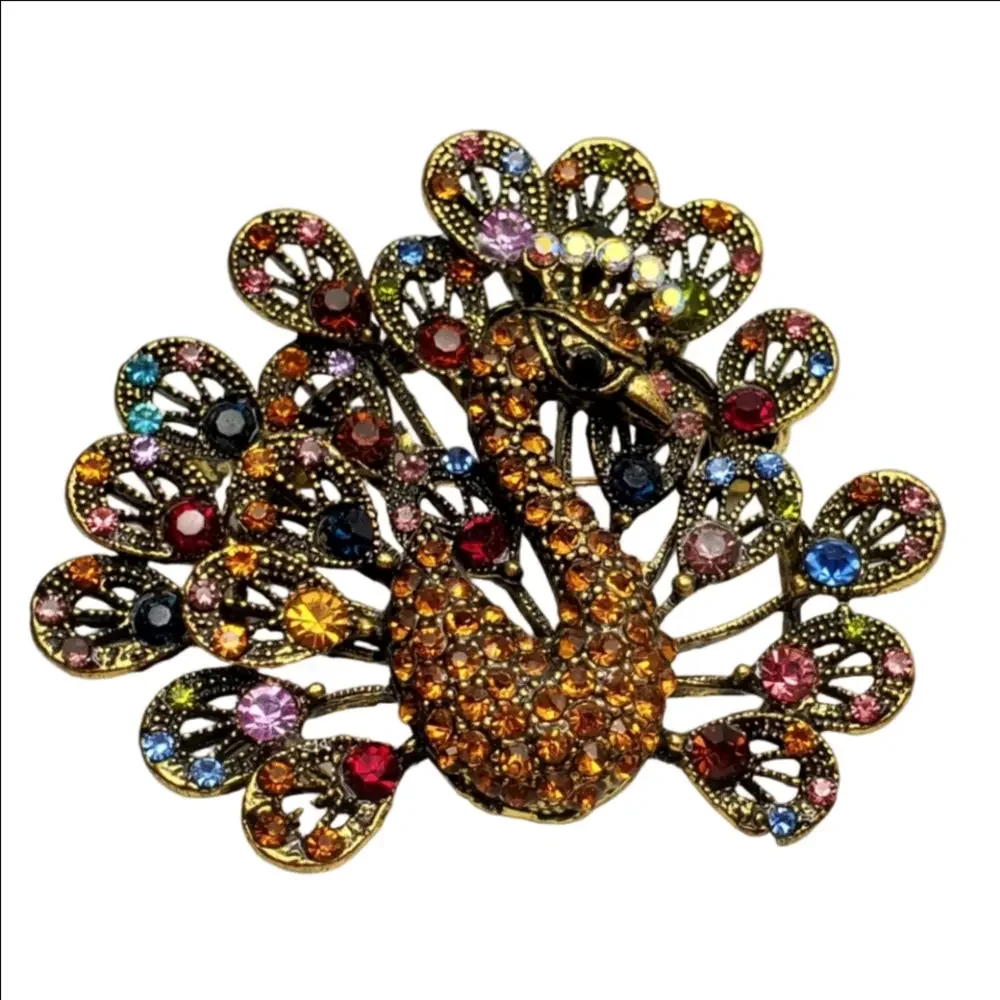 Gorgeous Peacock Gem Brooch